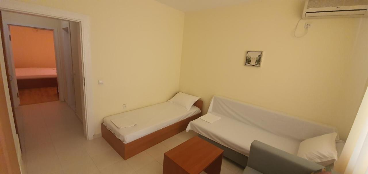 Diamond Hotel Primorsko Exterior photo