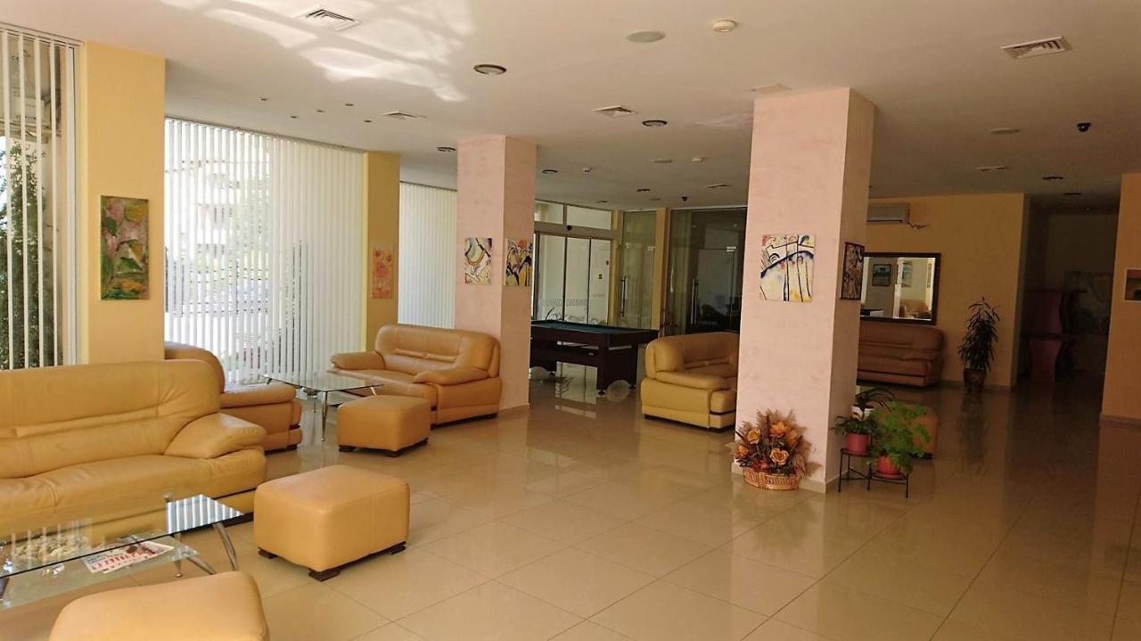 Diamond Hotel Primorsko Exterior photo